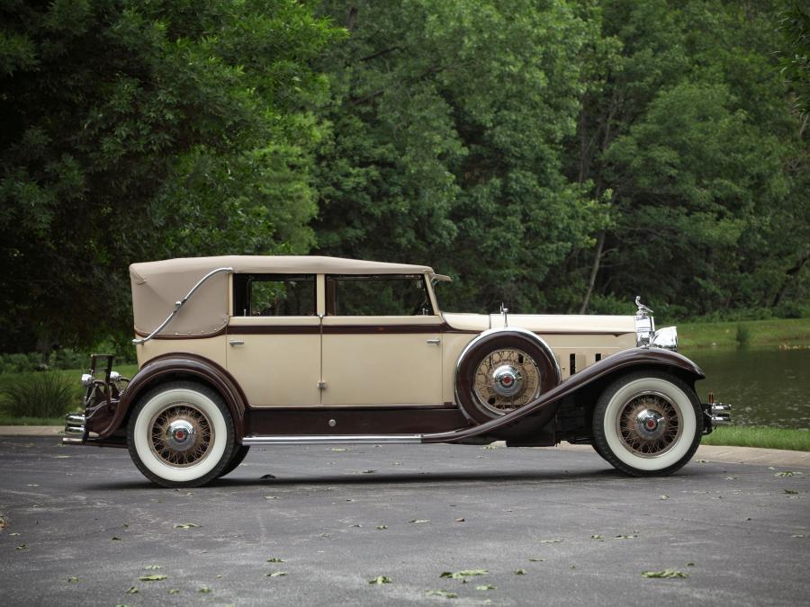  Packard Eight Individual Custom Convertible Sedan by Dietrich 1931 года  (фото 11 из 12)
